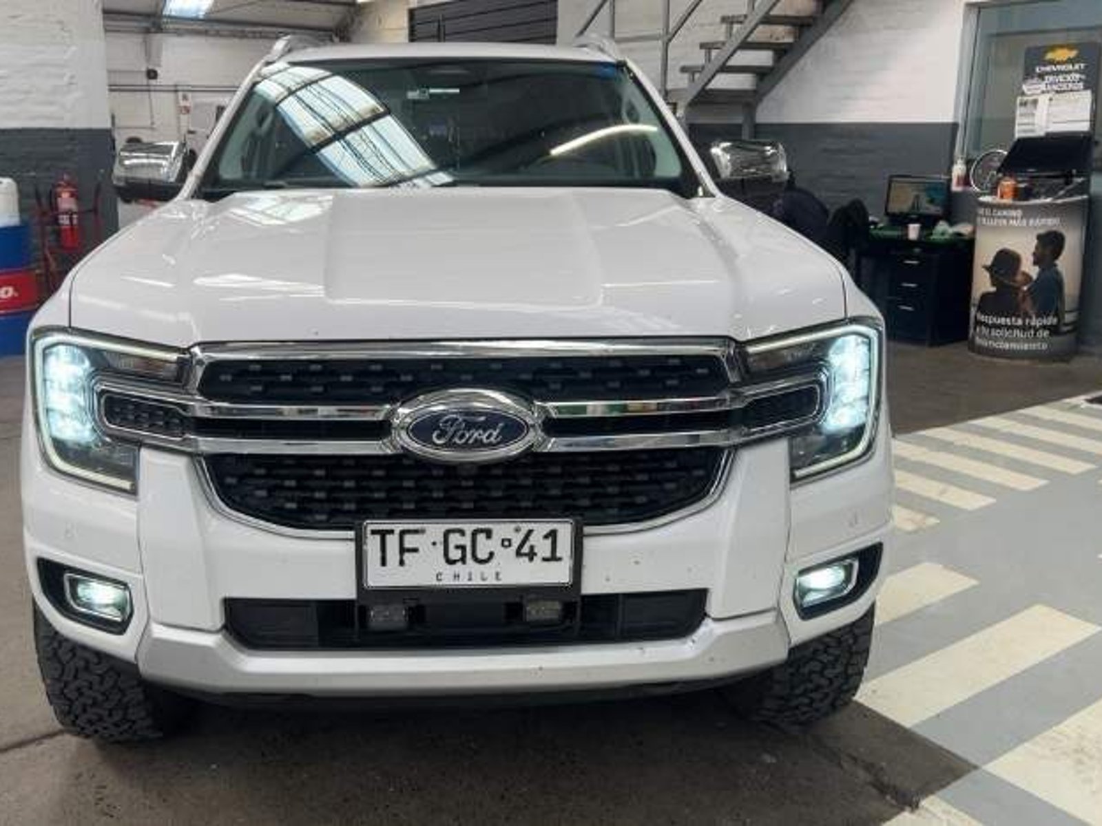 Ford All New Ranger 3.0 Ltd Diesel 4x4 Dob. Cab. At 4p 2024 - Foto 2 de 5