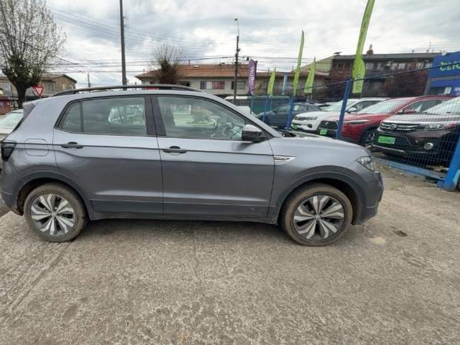 Volkswagen T-cross 1.6 Msi Comfortline 4x2 Mt5 5p 2021 - Foto 3 de 5