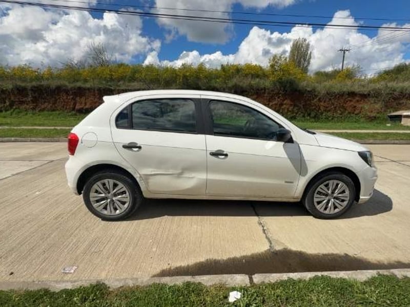 Volkswagen Gol 1.6 Trendline 4x2 Hb Mt 5p 2022 - Imagen 3 de 5