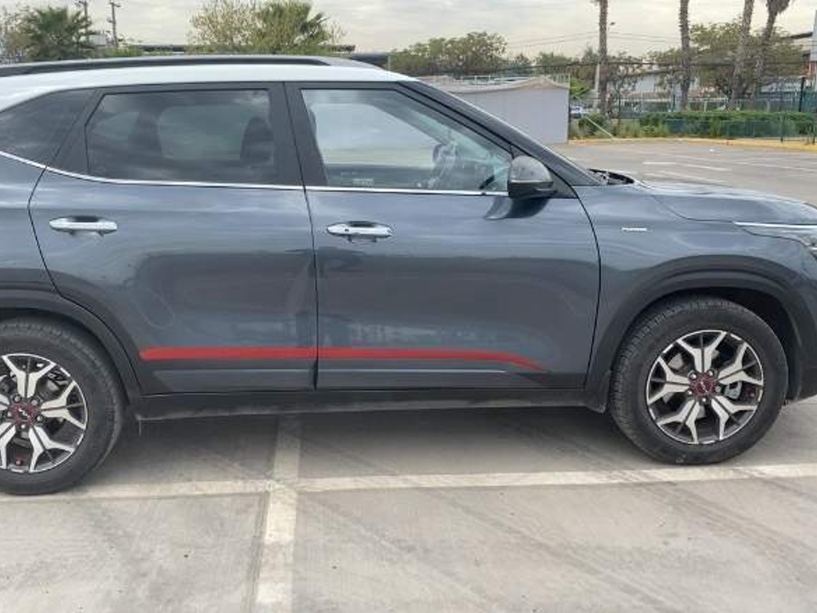Kia Seltos 1.6 Ex Full 4x2 6mt 5p 2022 - Foto 3 de 5
