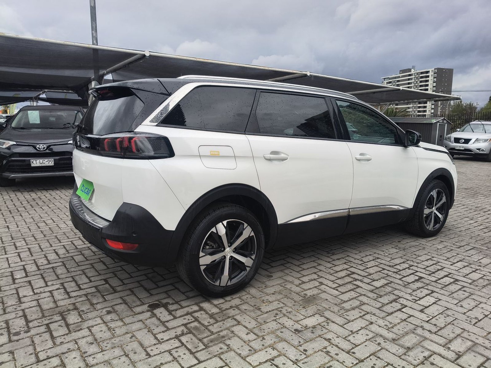 Peugeot 5008 1.5 Allure Pack Bluehdi 130 4x2 Eat8 5p 2024 - Imagen 7 de 8