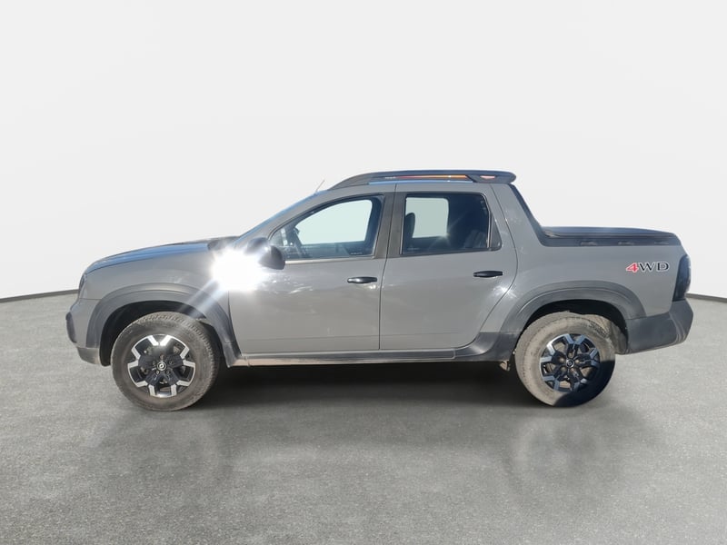 Renault Oroch 1.3 Intens Dob. Cab. 4x4 Mt 4p 2023 - Imagen 4 de 8