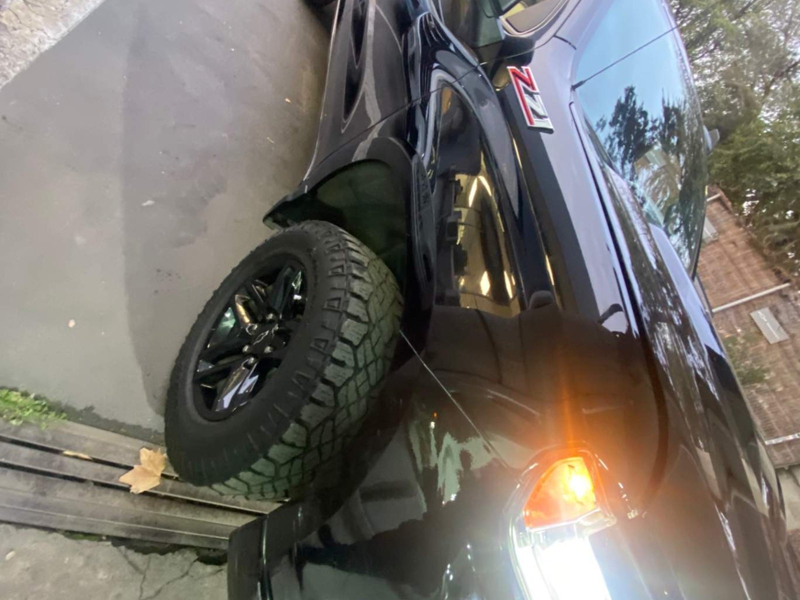 Chevrolet Silverado 5.3 Lt Trail Boss Z71 4x4 At 4p 2023 - Foto 2 de 4