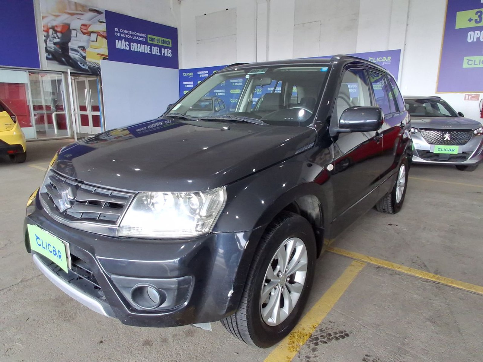 Suzuki Grand Nomade 2.4 Glx Sport 4x2 Euro4 At 5p 2016 - Foto 3 de 8