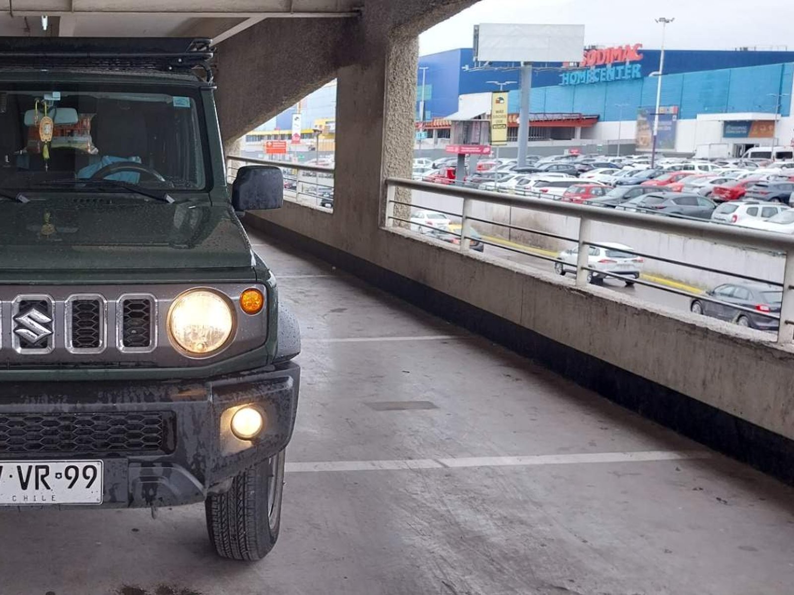Suzuki Jimny 1.5 Gl 4x4 Mt 5p 2025 - Foto 2 de 5