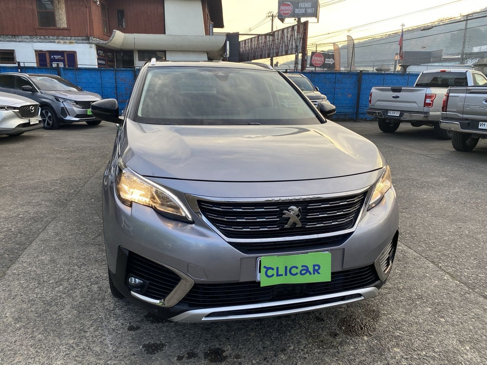 Peugeot 5008 1.5 Allure Bluehdi 4x2 130 Eat8 5p 2020 - Foto 2 de 8