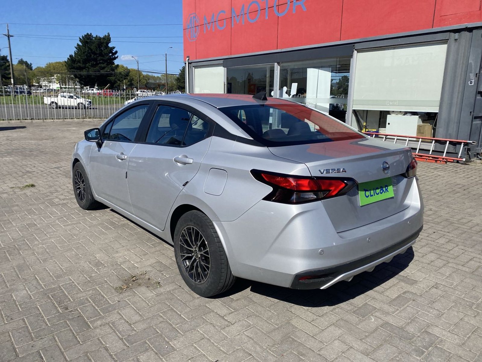 Nissan Versa 1.6 Sense 4x2 Cvt At 4p 2022 - Foto 5 de 8