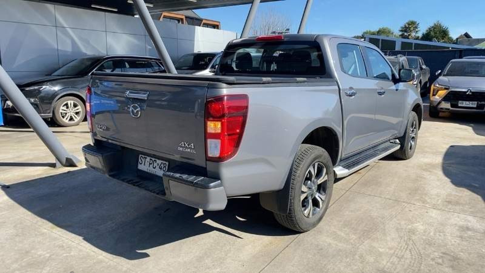 Mazda Bt-50 3.0 High Diesel 4x4 Dob.cab. 6at 4p 2023 - Imagen 4 de 5