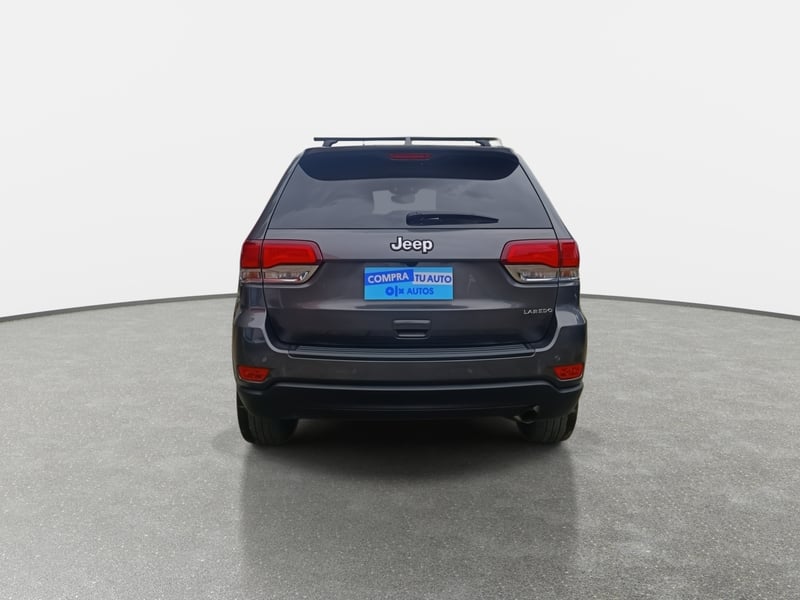 Jeep Grand Cherokee 3.6 Laredo 4x2 At 5p 2021 - Imagen 6 de 8