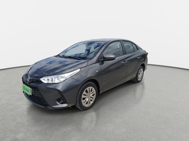 Toyota Yaris 1.5 Gli 4x2 Sdn Mt 4p 2021 - Imagen 3 de 8