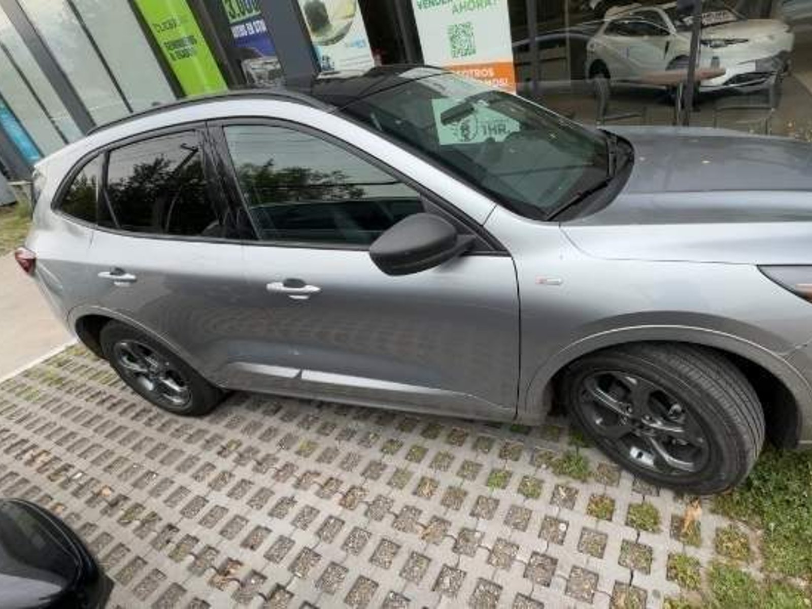 Ford Escape 2.5 St Line Fhev Hybrid Fwd At 5p 2024 - Foto 3 de 5