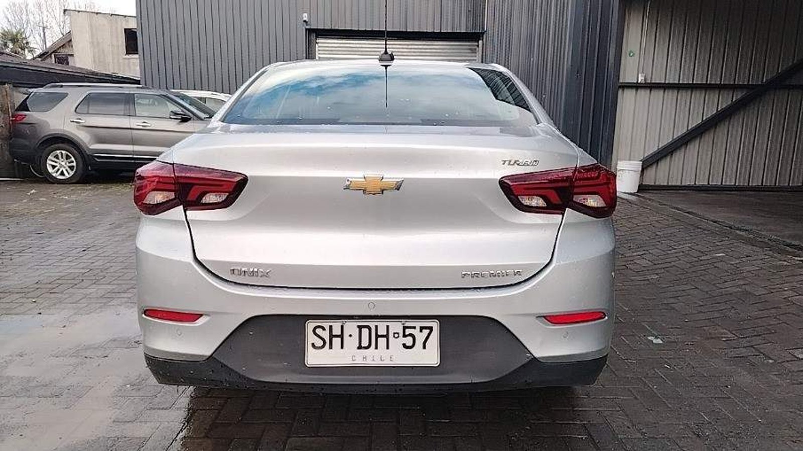 Chevrolet Onix 1.0t Premier 4x2 Sdn At 4p 2023 - Imagen 4 de 4