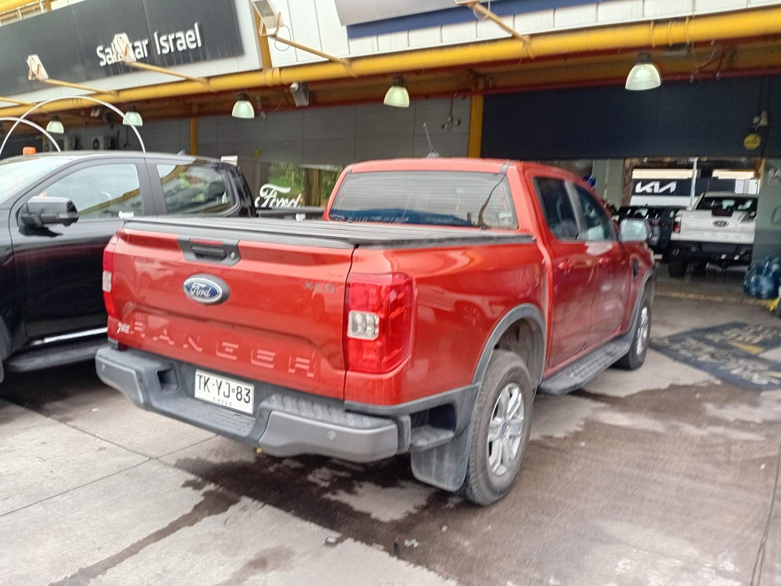 Ford Ranger 2.0 Xls Diesel 4x2 Dob. Cab. Mt 4p 2024 - Imagen 4 de 5