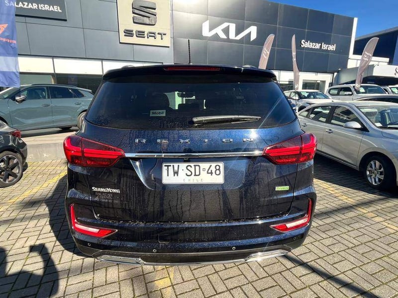 SsangYong Rexton 2.2t Glx Diesel 4x2 6ab Nueva Radio 8at 5p 2025 - Imagen 5 de 5