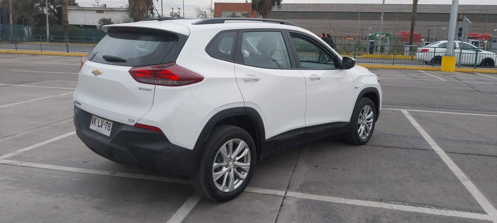 Chevrolet Tracker 1.2t Ltz T 4x2 Mt 5p 2026 - Imagen 4 de 5