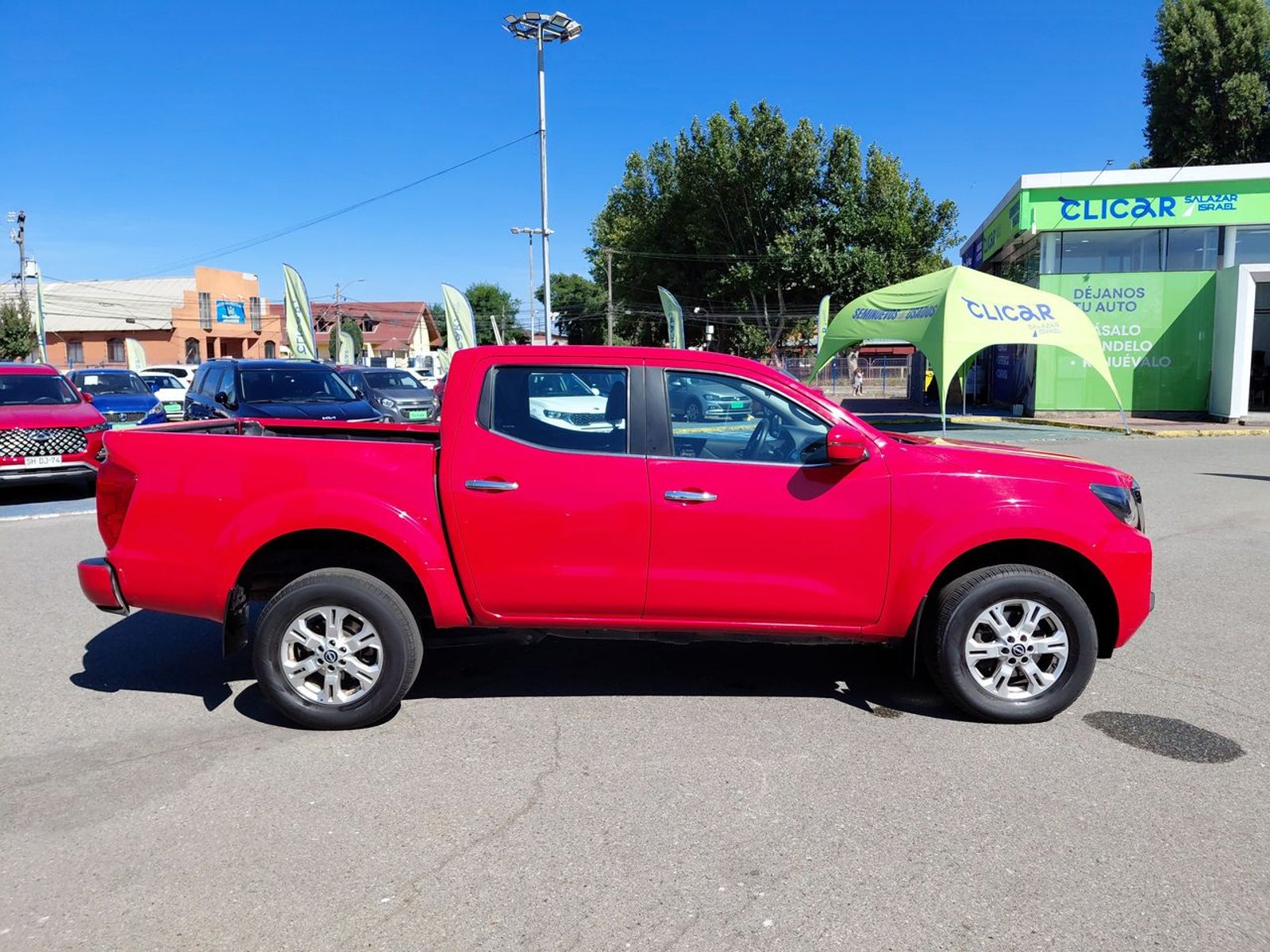 Nissan Navara 2.3d Xe Diesel 4x2 Dob.cab. Mt 4p 2024 - Imagen 8 de 8