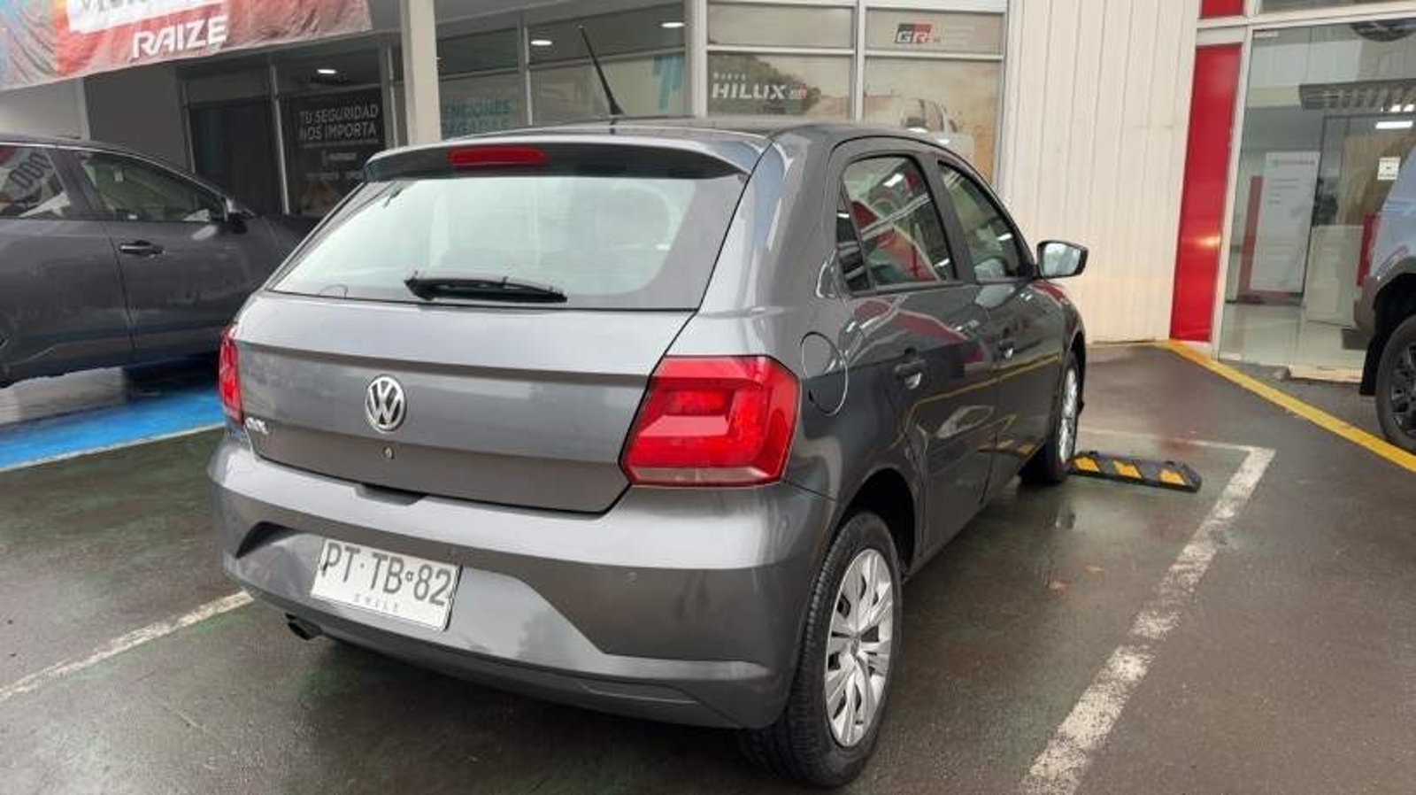 Volkswagen Gol 1.6 Comfortline 4x2 Mt 5p 2021 - Imagen 4 de 5