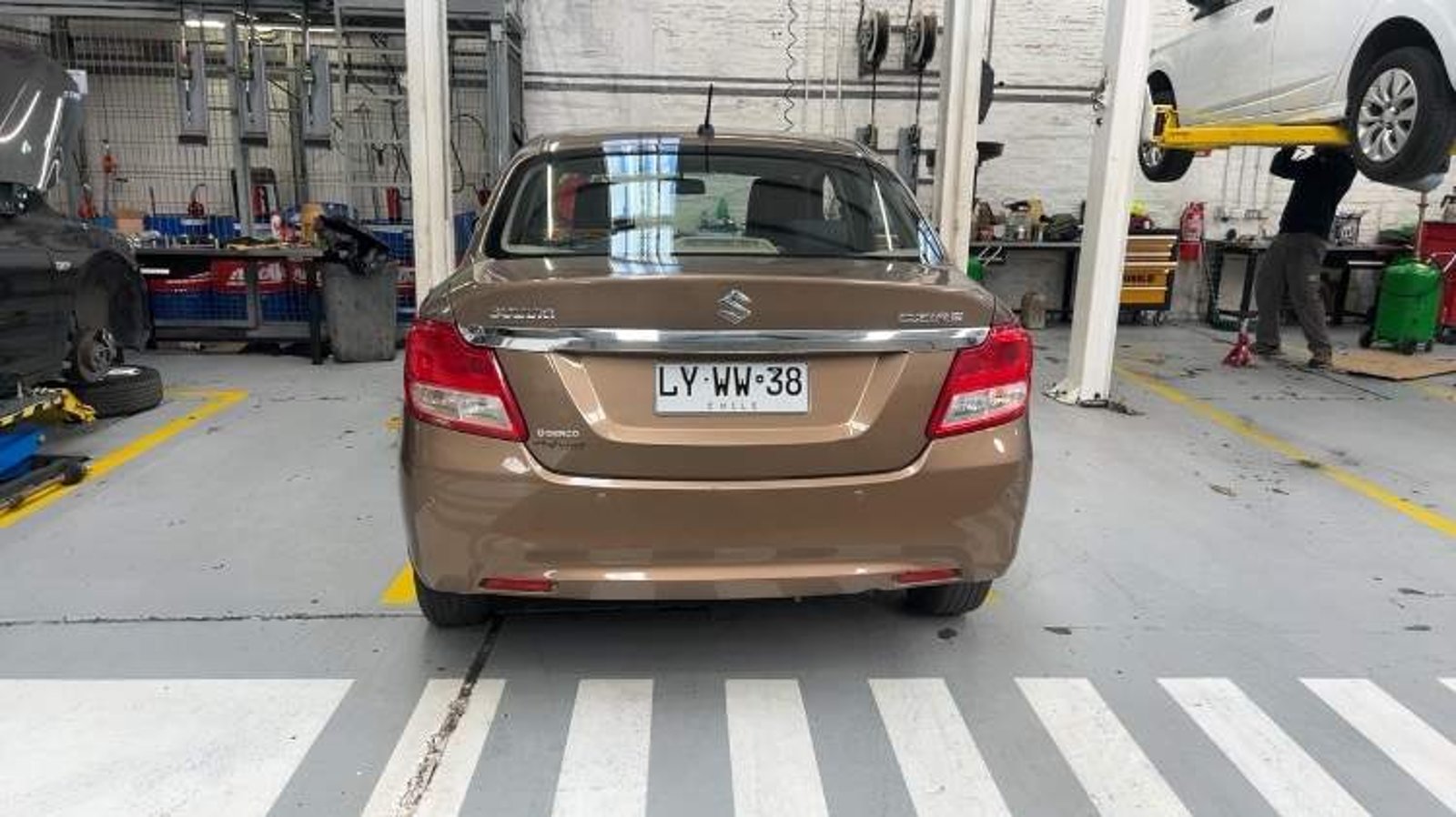 Suzuki Dzire 1.2 Gl Sport 4x2 Mt 4p 2020 - Foto 5 de 8
