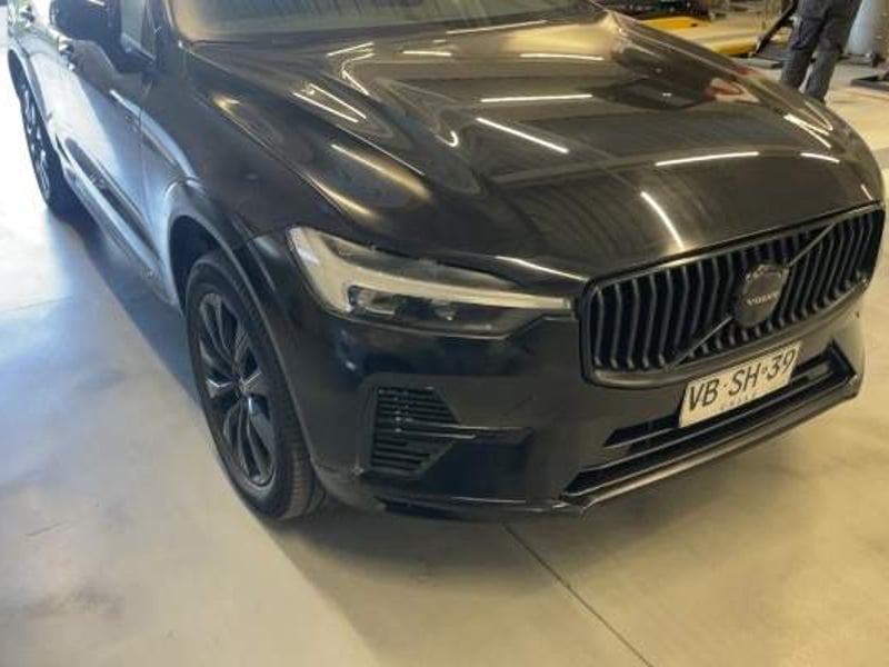Volvo Xc60 2.0 T8 Recharge Plus Hybrid Awd At 5p 2025