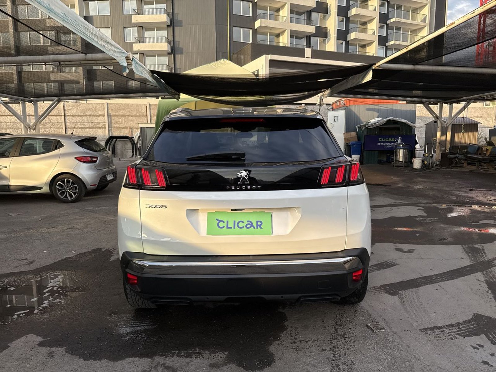 Peugeot 3008 1.5 Allure Pack Bluehdi 130 4x2 Eat8 5p 2024 - Imagen 6 de 8