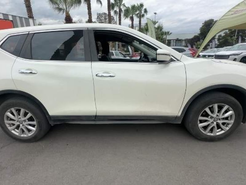 Nissan X-trail 2.5 Sense 4x2 Cvt At 5p 2018 - Imagen 3 de 5