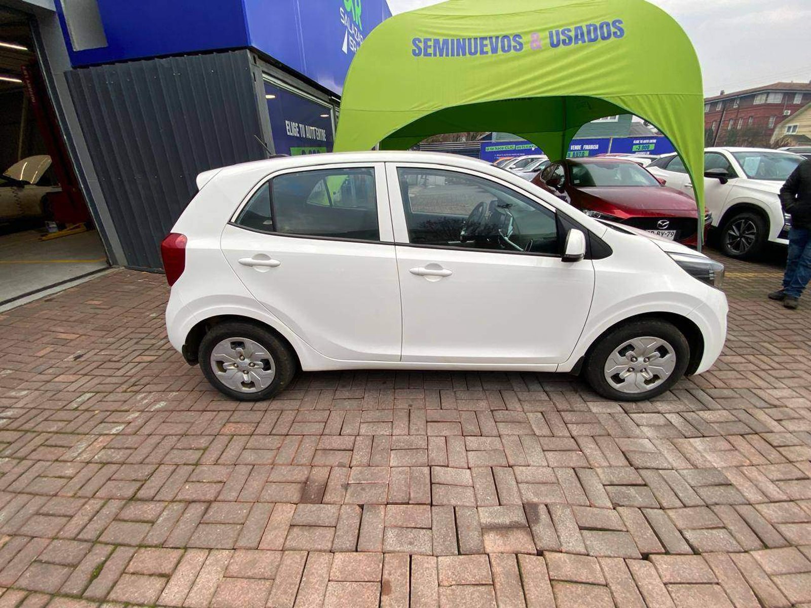Kia Morning 1.2 Ex 4x2 Hb Ac 5mt 5p 2024 - Foto 3 de 8