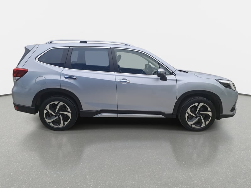Subaru Forester 2.0i Limited Eyesight Awd At 5p 2024 - Imagen 8 de 8