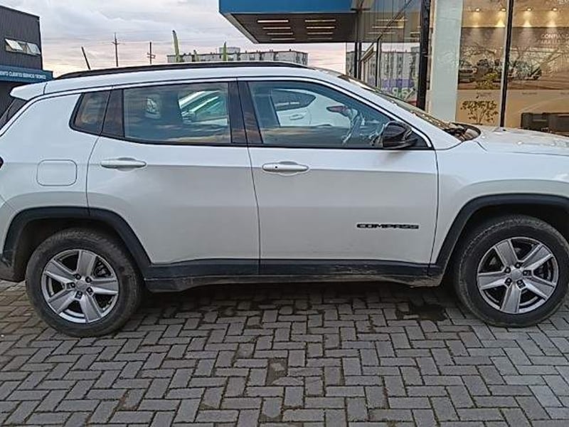 Jeep Compass 1.3 Sport 4x2 At 5p 2024 - Imagen 3 de 5