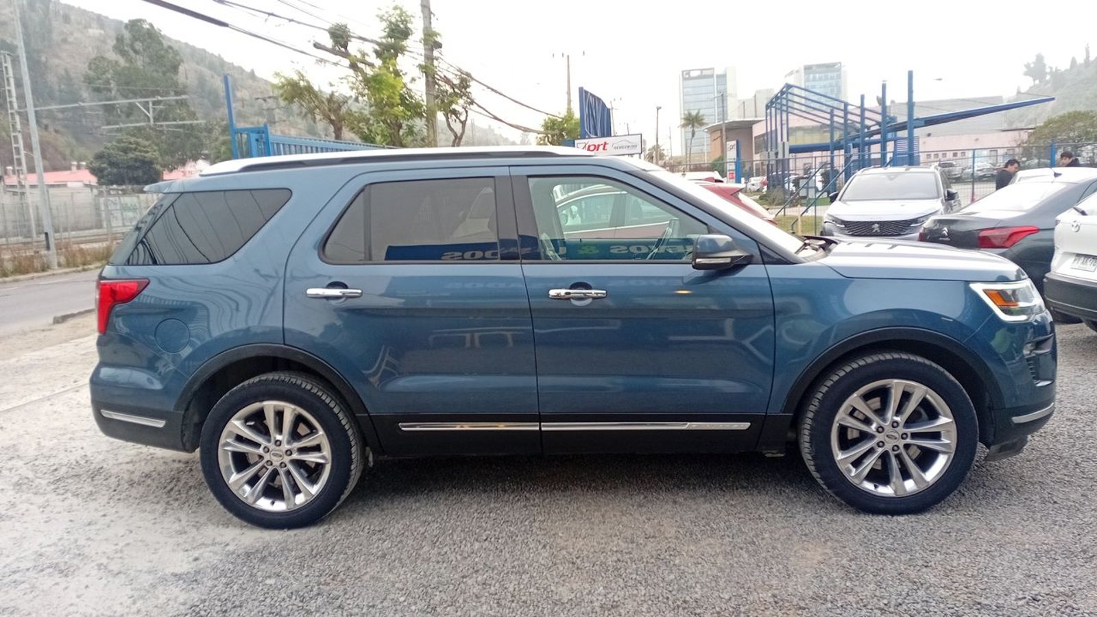 Ford Explorer 2.3 Ecoboost Limited 4x4 At 5p 2020 - Imagen 8 de 8