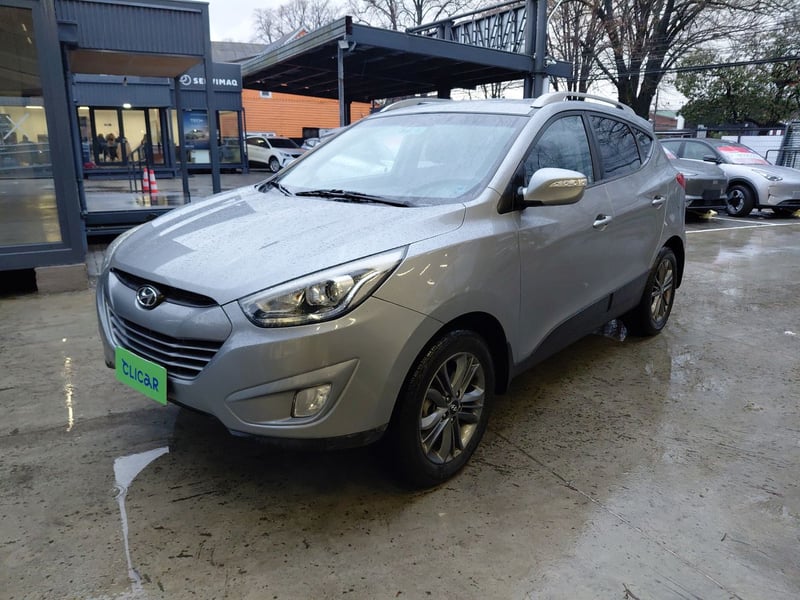 Hyundai Tucson 2.0 Gl 2wd Lm Pe Ac 2ab At 5p 2016 - Imagen 3 de 8
