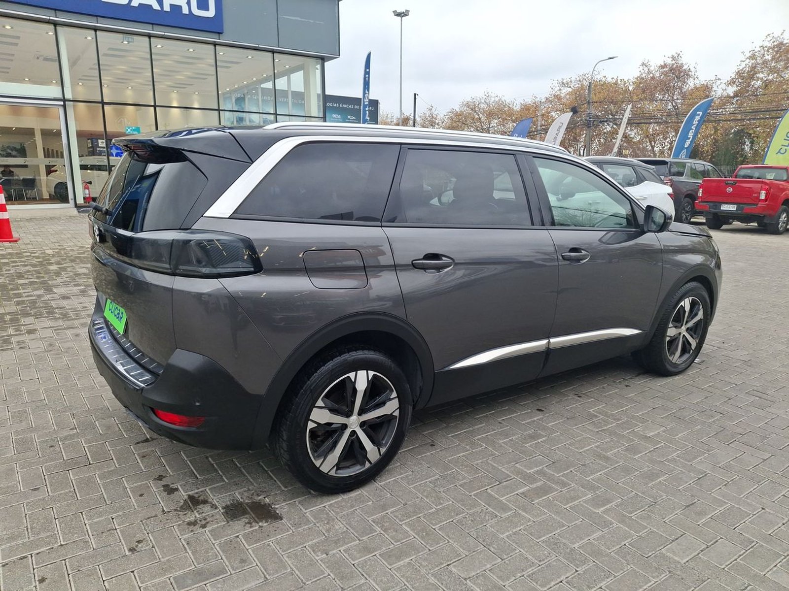 Peugeot 5008 1.5 Allure Pack Bluehdi 130 4x2 Eat8 5p 2024 - Imagen 7 de 8