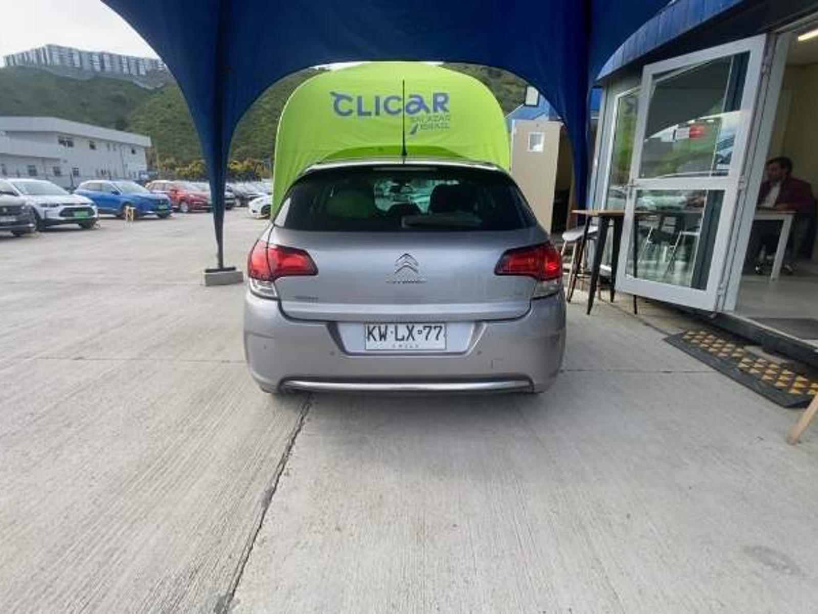 Citroën C4 Cactus 1.6 E-hdi Feel Diesel 4x2 Etg6 At 5p 2019 - Foto 5 de 5