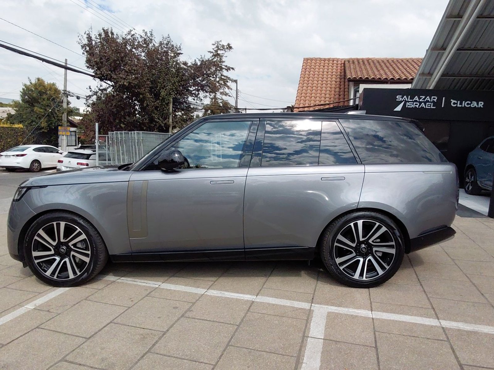 Land Rover Range Rover 3.0 Se 4x4 At 2024 - Foto 4 de 8