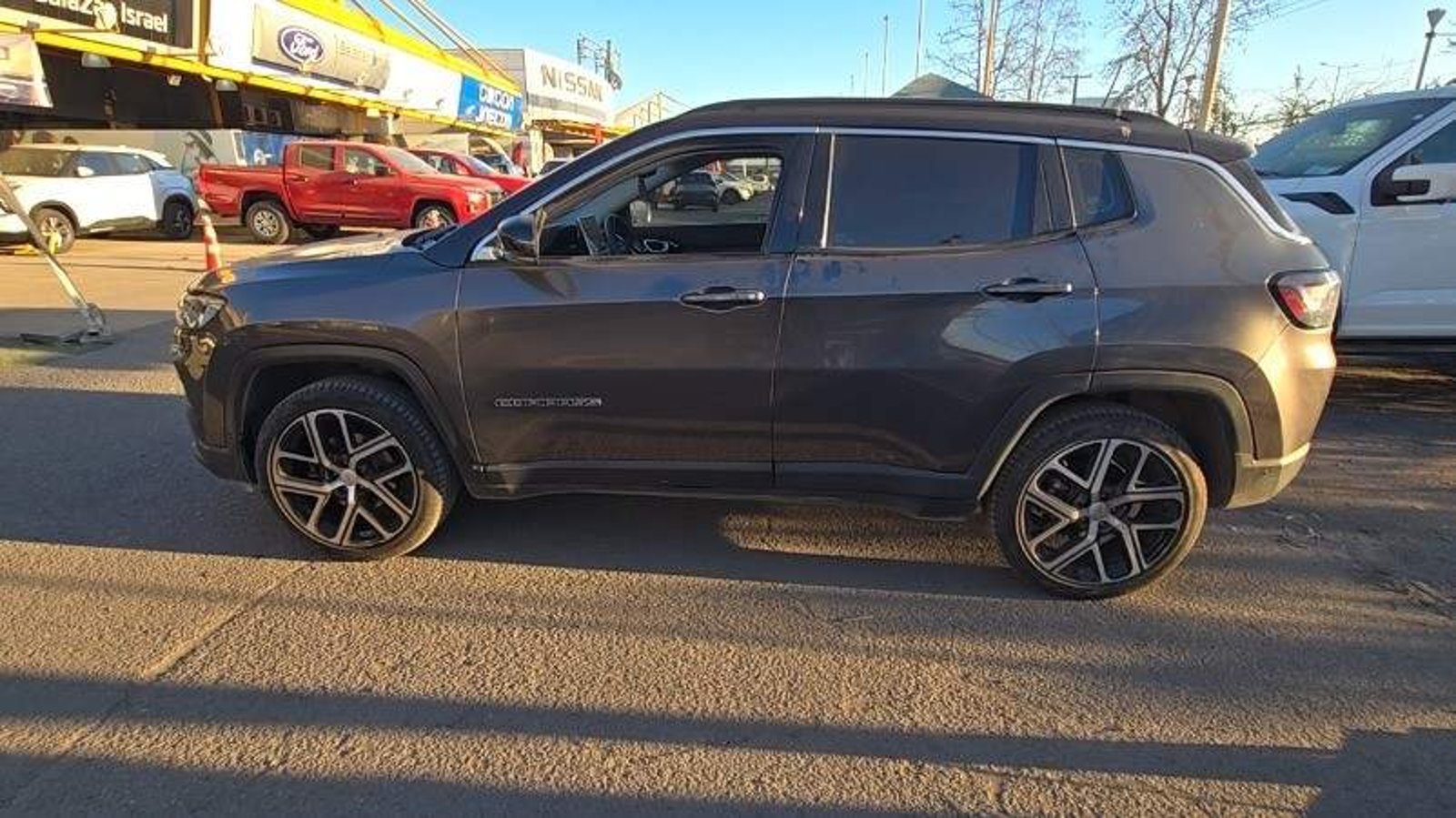 Jeep Compass 1.3 Limited 4x2 At 5p 2025 - Imagen 8 de 8