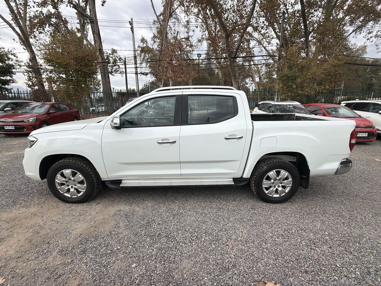 Maxus T60 2.0 D20 Glx Diesel Dob. Cab. 4x4 At 4p 2023 - Foto 4 de 8