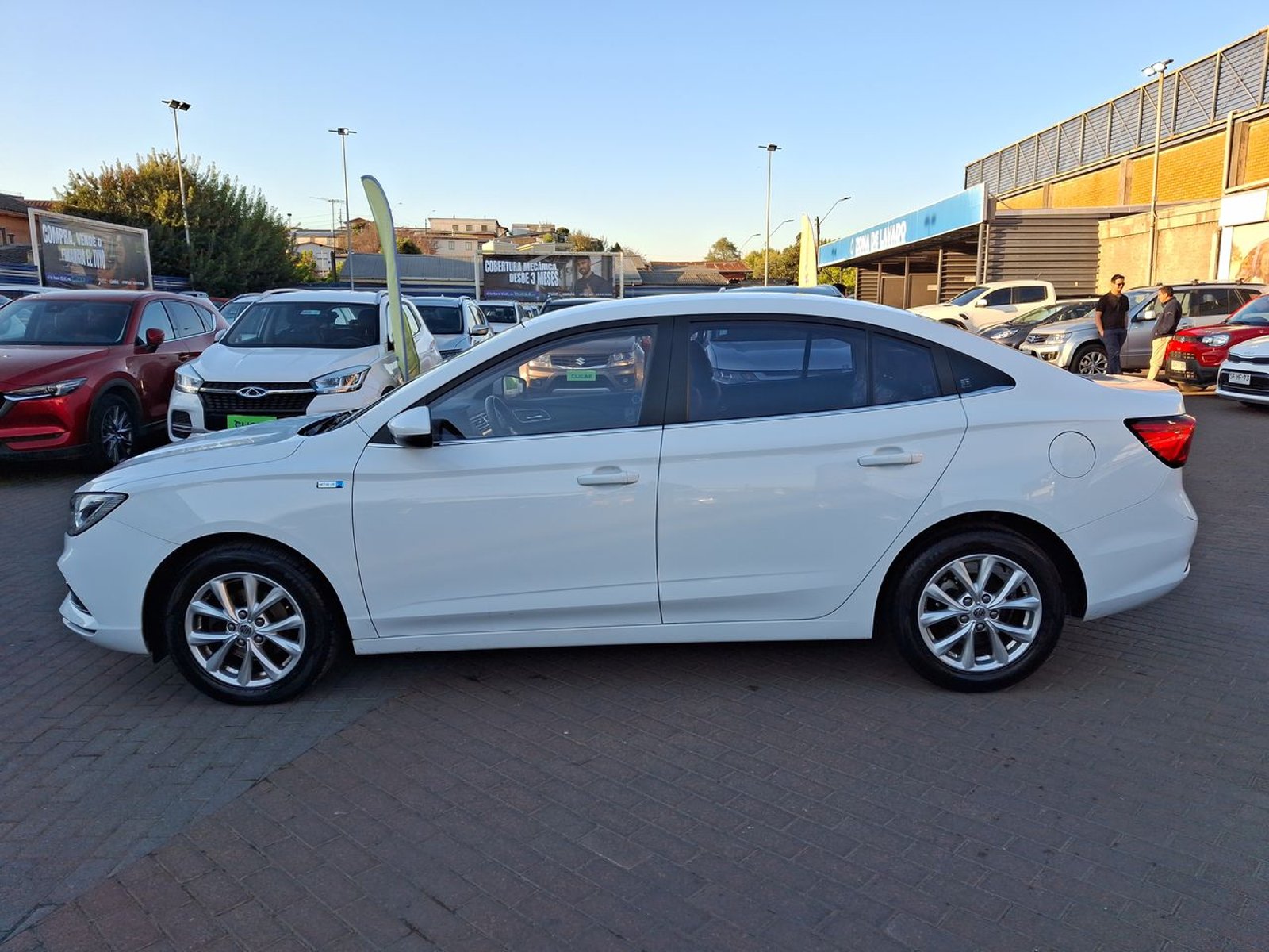 Mg Mg 5 1.5 Com 2wd Mt 4p 2025 - Foto 4 de 8