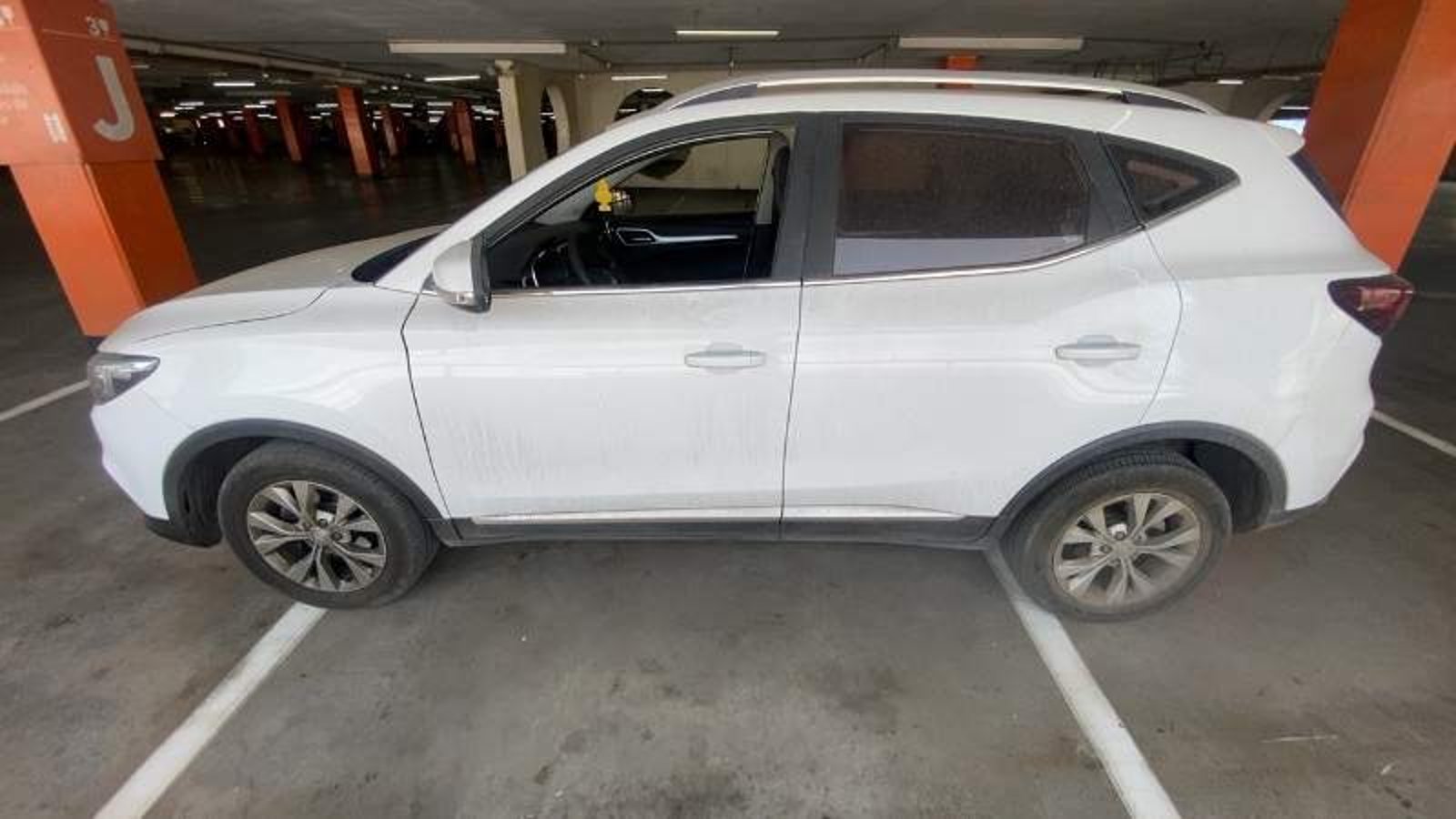 Mg Mg Zs 1.5 Std 4x2 Mt 5p 2023 - Imagen 8 de 8