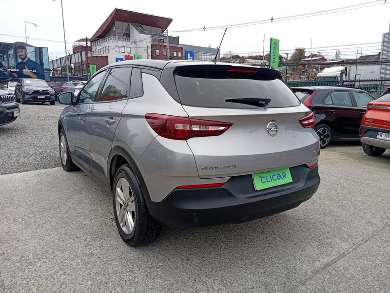 Opel Grandland 1.2t Edition 4x2 Mt6 5p 2021 - Imagen 5 de 8