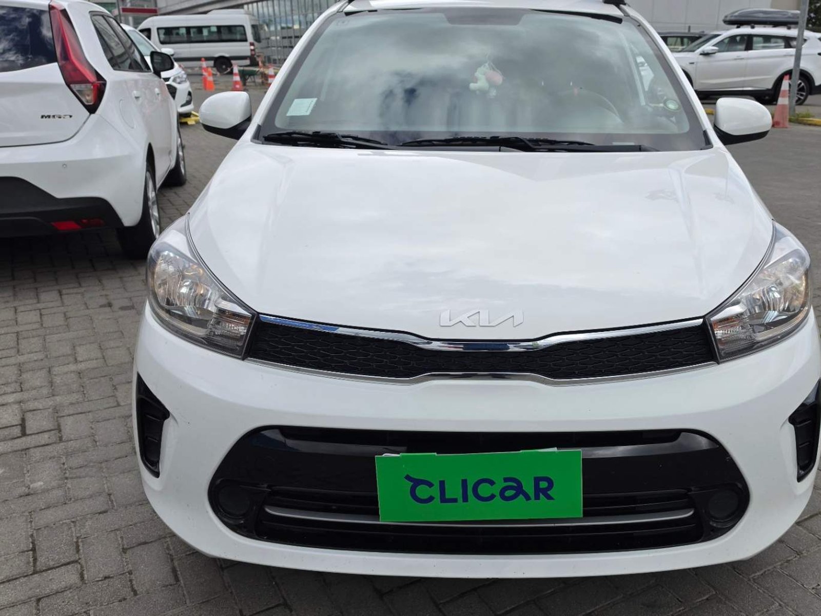 Kia Soluto 1.4 Lx Ac 4x2 Mt 4p 2023 - Foto 2 de 5