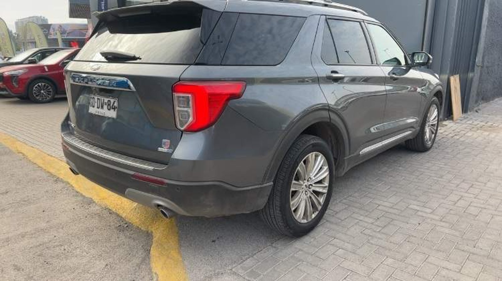 Ford Explorer 2.3 Ecoboost Limited 4x4 At 5p 2022 - Foto 4 de 8