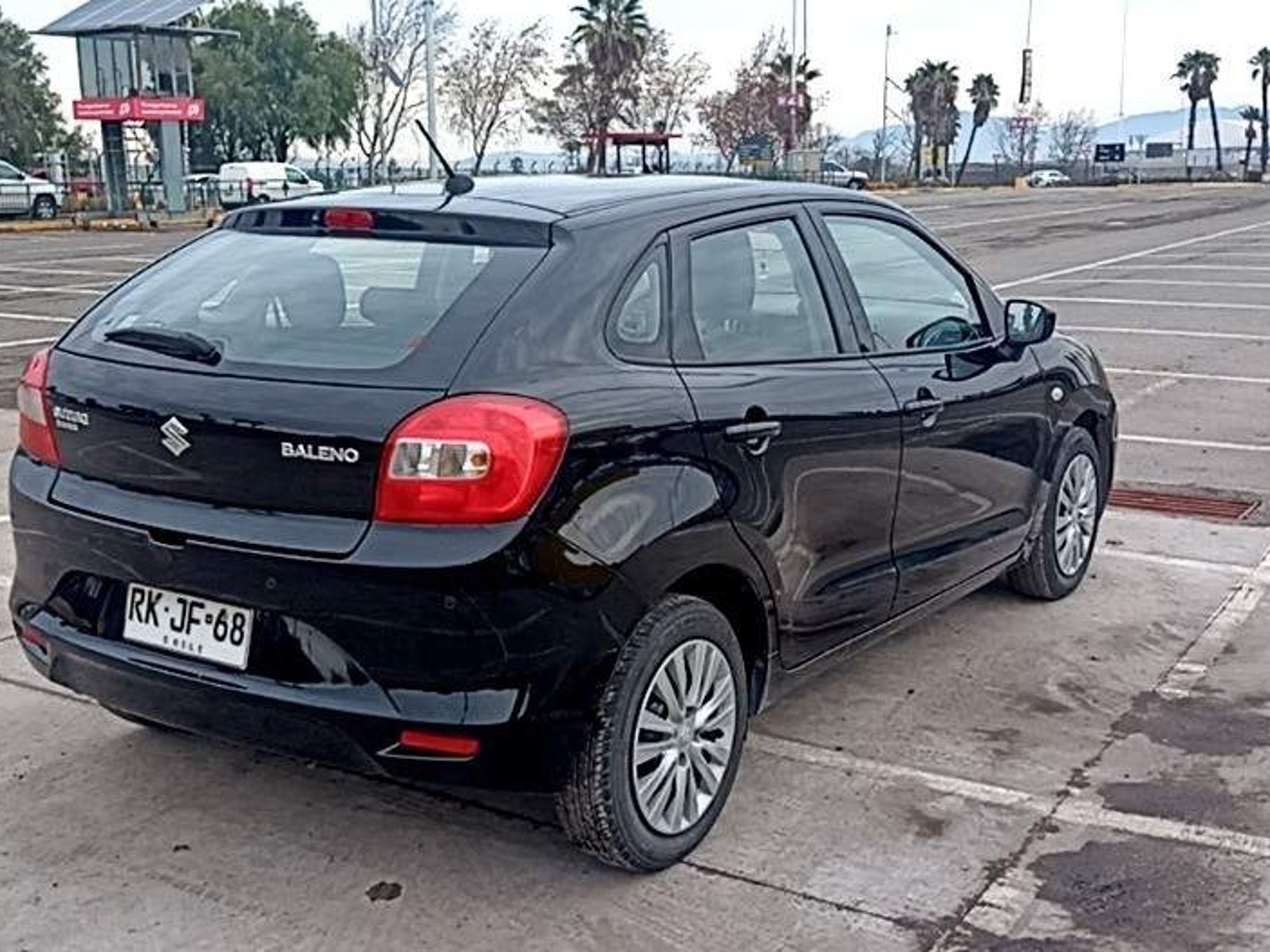 Suzuki Baleno 1.4 Gl 4x2 Hb Mt 5p 2022 - Foto 4 de 5