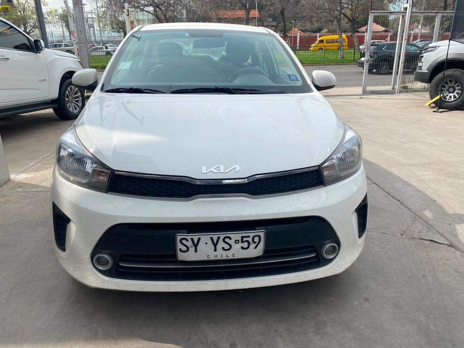 Kia Soluto 1.4 Ex Full 4x2 E6 Mt 4p 2023 - Foto 2 de 5
