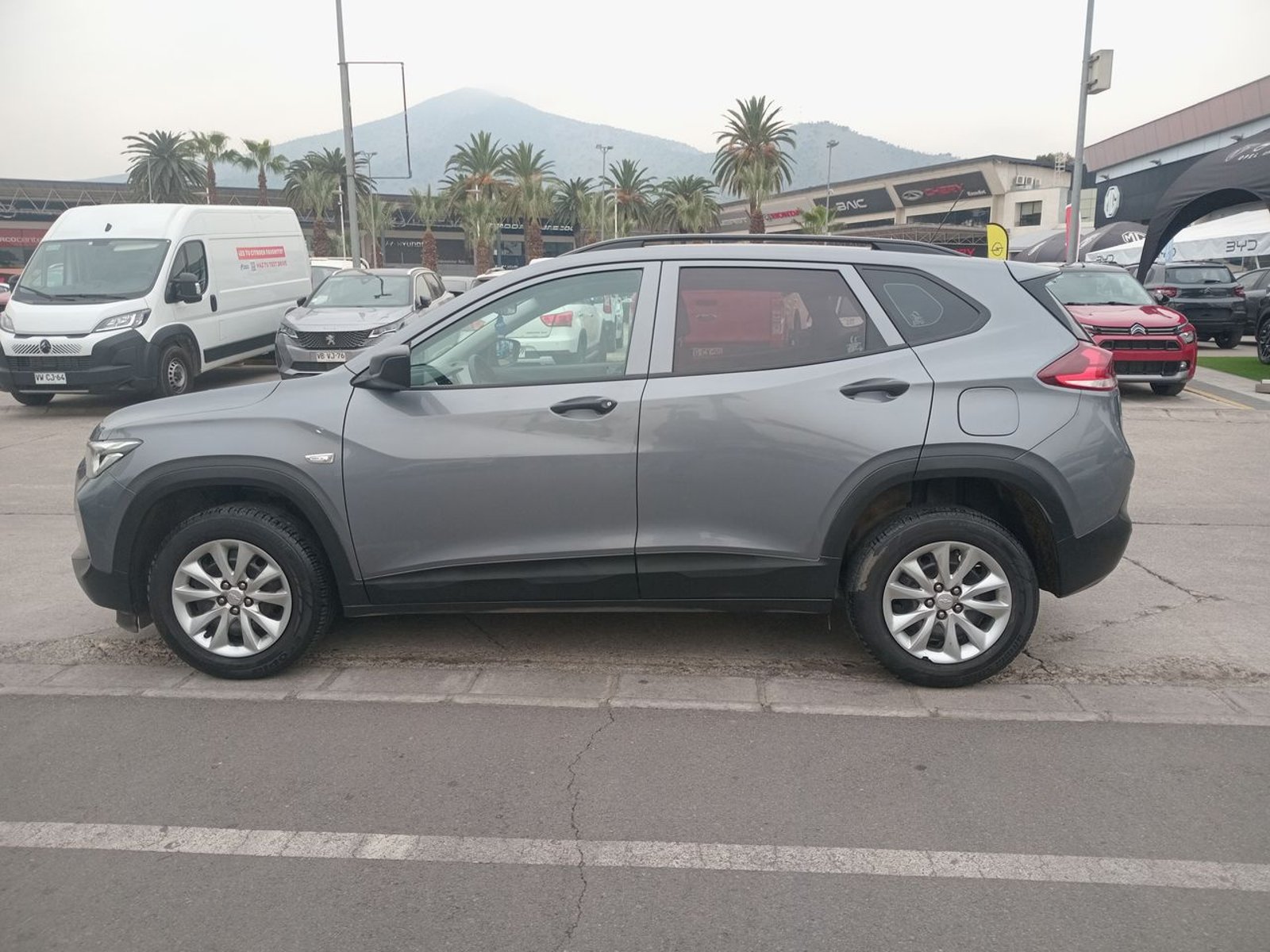 Chevrolet Tracker 1.2t Ls Fwd Mt 5p 2022 - Foto 4 de 8