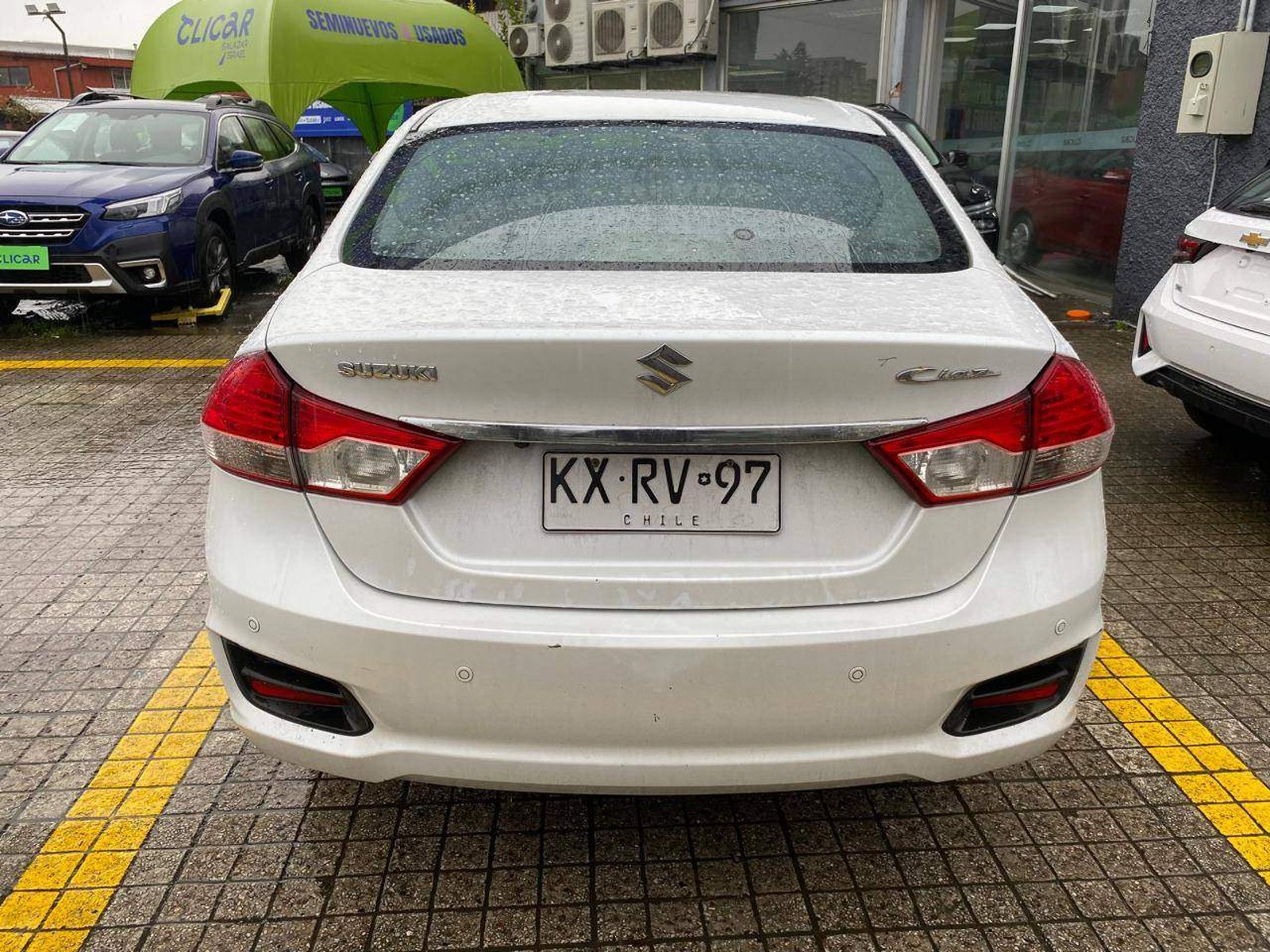 Suzuki Ciaz 1.4 Glx 4x2 Mt 4p 2019 - Foto 5 de 5