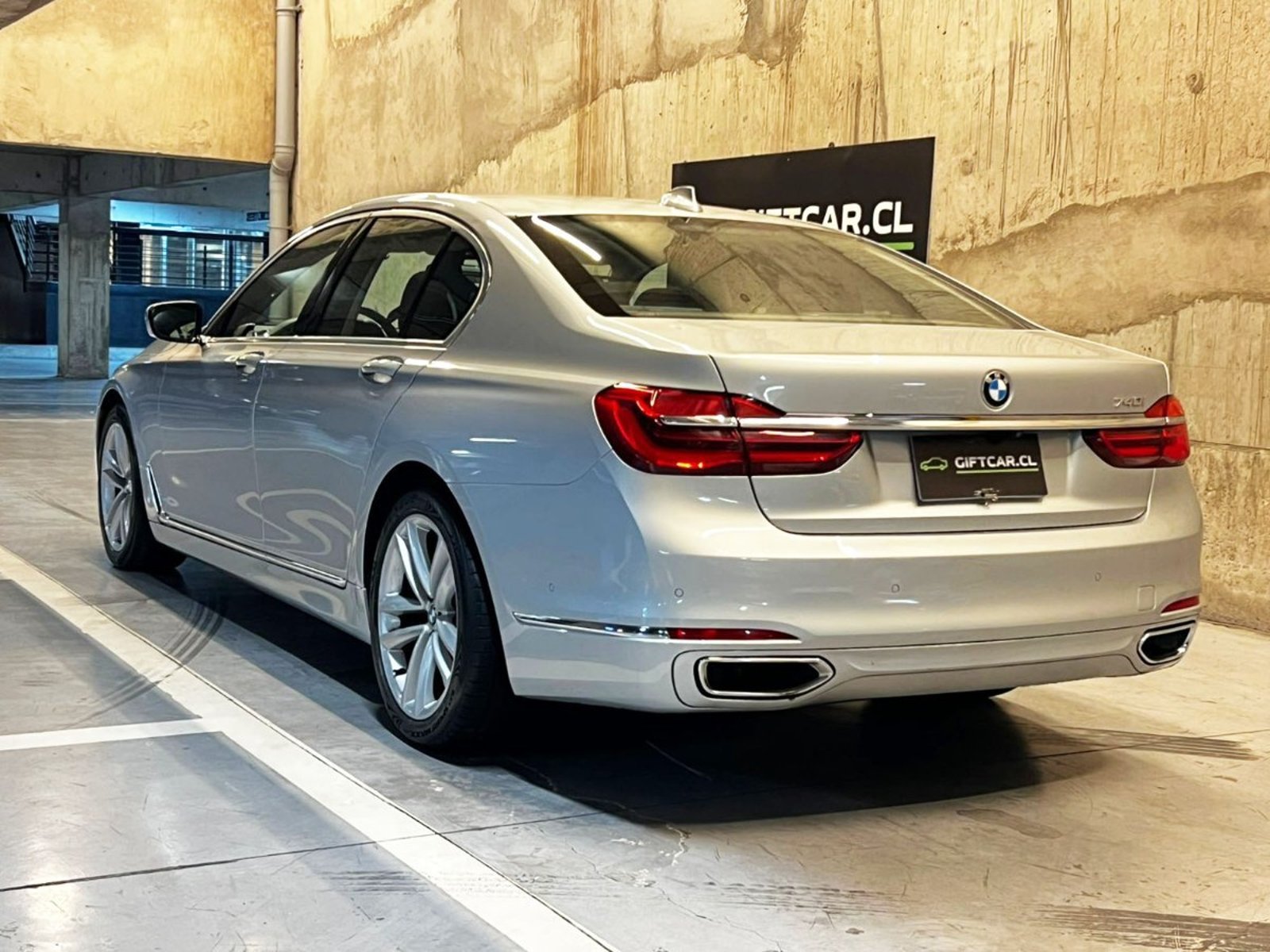 BMW 740 3.0 2019 - Foto 4 de 20