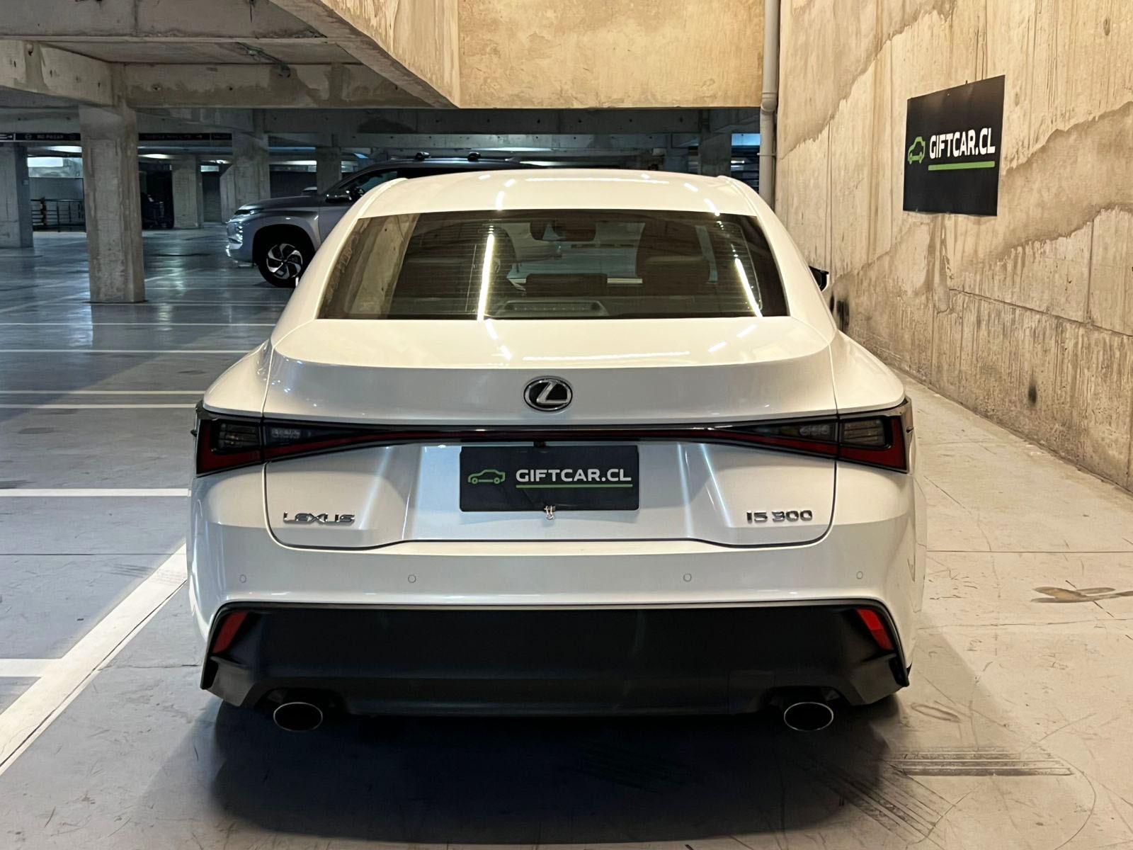 Lexus IS 300 2024 - Foto 5 de 20