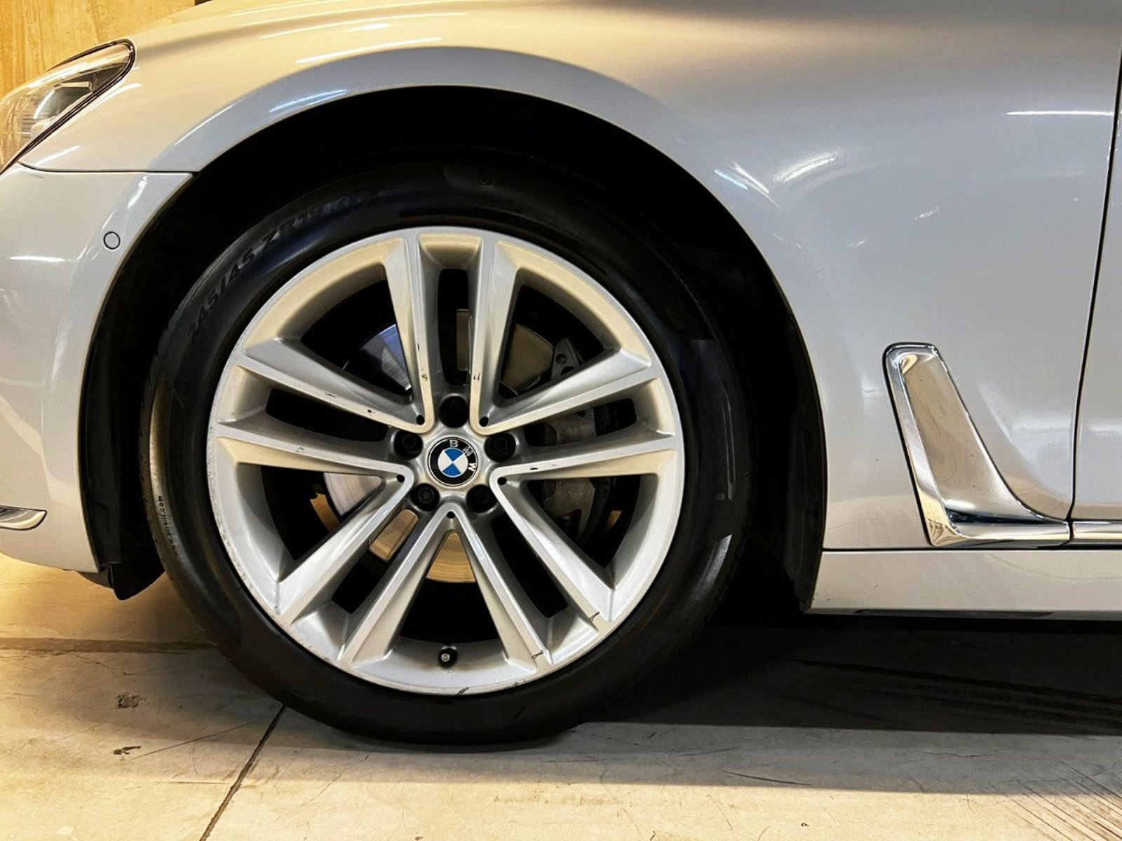 BMW 740 3.0 2019 - Imagen 8 de 20