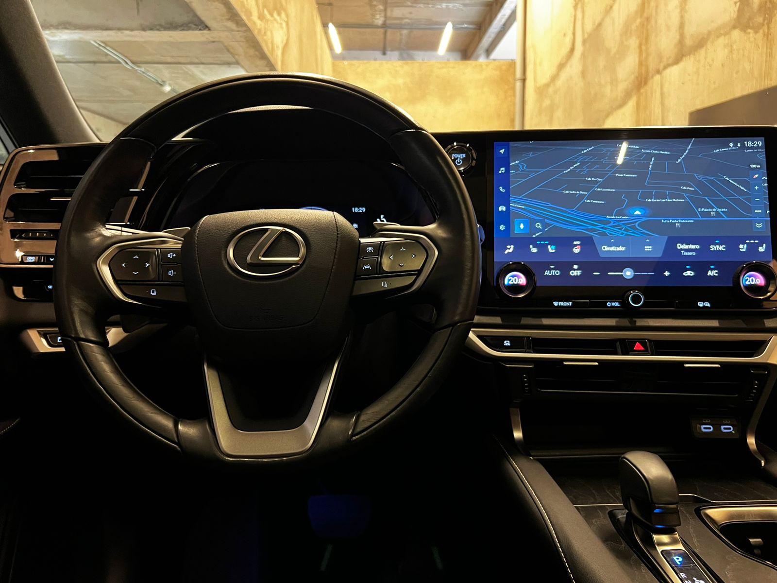 LEXUS RX 350 HÍBRIDO 2023 - Imagen 9 de 19