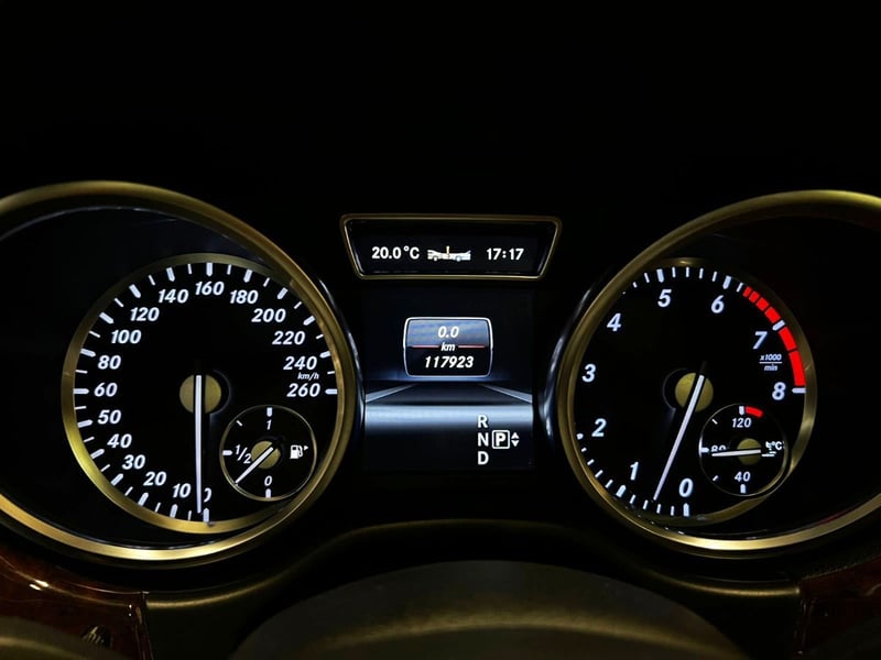 Mercedes-Benz ML 500 4MATIC 4.7 2013 - Imagen 13 de 20