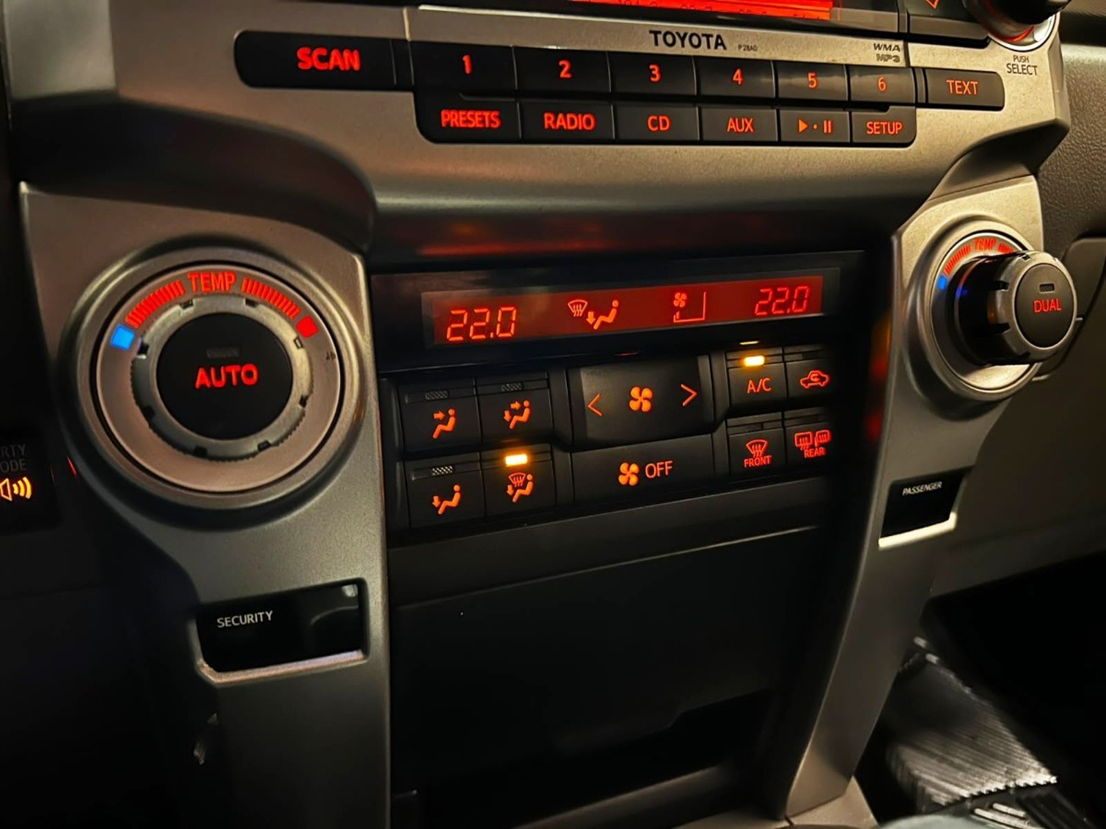 TOYOTA 4 RUNNER LIMITED 4.0 2011 - Imagen 15 de 20